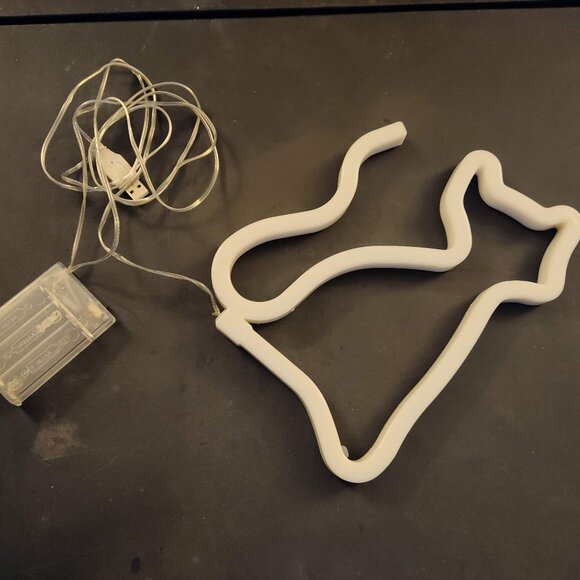 Kitty Neon Sign LED Cat Wall Decor Lamp USB or Batteries - Picture 3 of 3